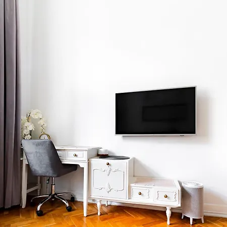 Amazing Flat Amazing Location Apartment *